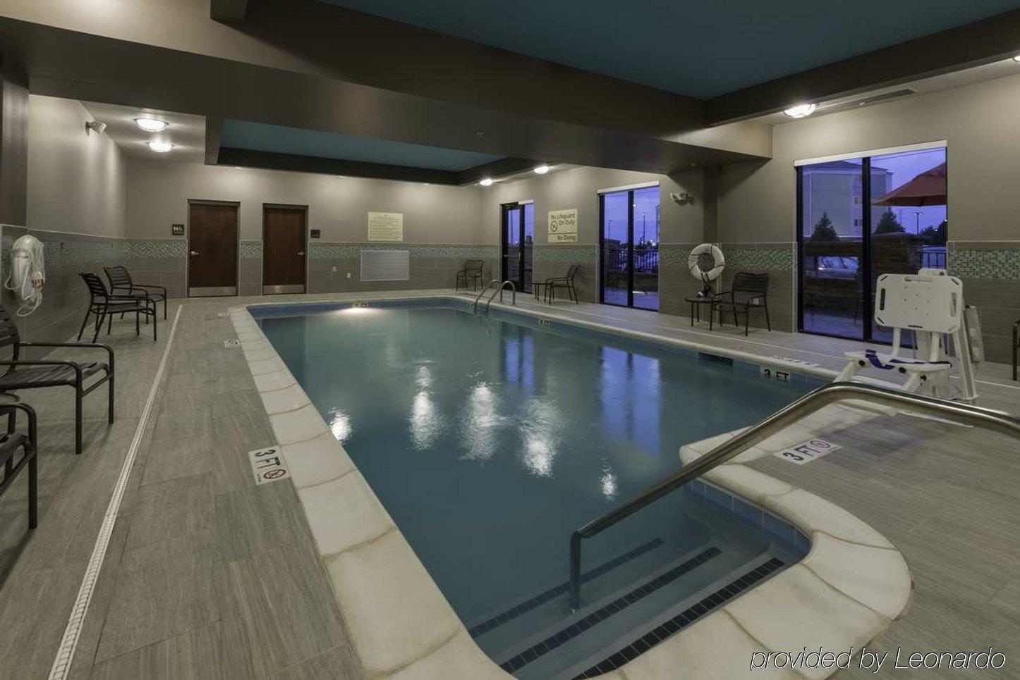 Baymont By Wyndham Clarksville Northeast Экстерьер фото