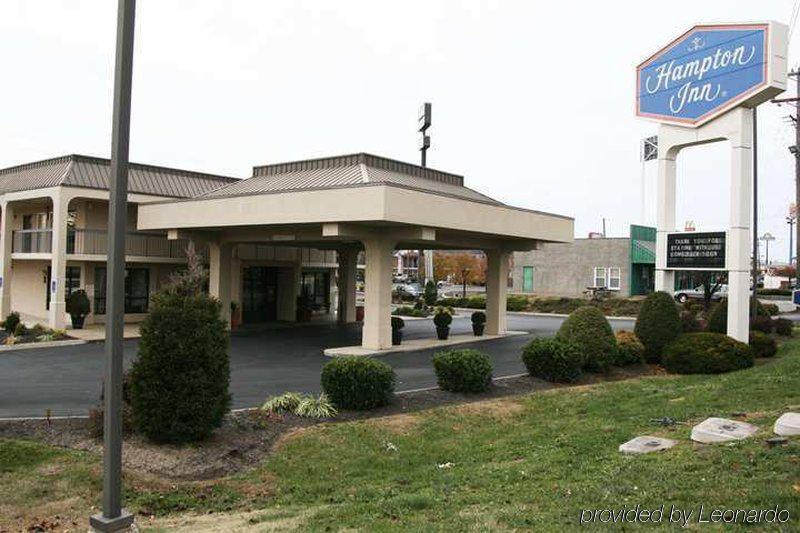 Baymont By Wyndham Clarksville Northeast Экстерьер фото